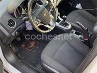 Usado Chevrolet Cruze LT 130 CV (95 kW) 2013 Blanco Berlina