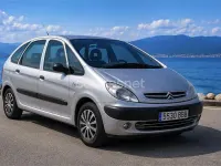 Usado Citroën Xsara Picasso 117 CV (86 kW) 2000 Gris / plata Monovolumen