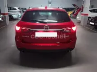Usado Mazda 6 Style 150 CV (110 kW) 2017 Rojo Familiar