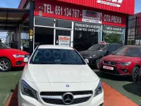 Usado Mercedes CLA200 Shooting Brake Urban 136 CV (100 kW) 2015 Blanco Familiar