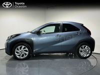 Usado Toyota Aygo X Play 72 CV (52 kW) 2024 Gris / plata SUV