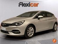 Usado Opel Astra Ultimate 145 CV (106 kW) 2021 Gris / plata Berlina