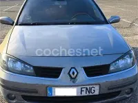 Usado Renault Laguna III Expression 130 CV (95 kW) 2007 Gris / plata Berlina