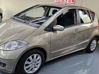 Usado Mercedes A180 Avantgarde 109 CV (80 kW) 2005 Beige Monovolumen