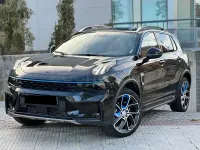 Begagnad Lynk & Co 01 261 HK (191 kW) 2022 Svart SUV