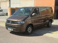 Usado VW Multivan Edition 114 CV (83 kW) 2014 Marrón Monovolumen