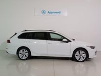 Usado VW Golf VIII Life 116 CV (85 kW) 2024 Blanco Familiar