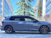 Usado VW Golf VIII GTI Clubsport 301 CV (221 kW) 2024 Gris / plata Berlina
