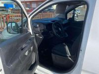 Usado Citroën Berlingo Live 102 CV (75 kW) 2021 Blanco Monovolumen