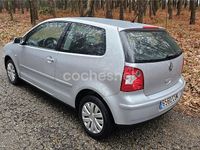 Usado VW Polo Conceptline 65 CV (47 kW) 2004 Gris / plata Utilitario