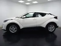 Begagnad Toyota C-HR Active 122 HK (89 kW) 2020 Vit SUV