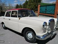 Usado Mercedes 200 54 CV (39 kW) 1972 Blanco Berlina