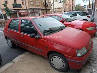 Usado Renault Clio 80 CV (58 kW) 1993 Rojo Berlina