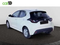 Usado Toyota Yaris Hybrid Business Edition 116 CV (85 kW) 2022 Blanco Utilitario
