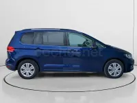 Usado VW Touran Edition 115 CV (84 kW) 2019 Azul Monovolumen