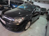 Usado Opel Astra Cosmo 100 CV (73 kW) 2005 Negro Berlina