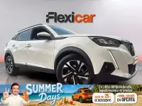 Usado Peugeot 2008 Allure 100 CV (73 kW) 2021 Blanco SUV