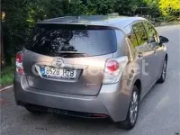 Usado Toyota Verso Advance 132 CV (97 kW) 2014 Marrón Monovolumen