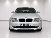 Usado BMW 120 177 CV (130 kW) 2009 Gris Utilitario