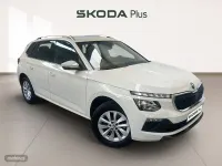 Usado Skoda Kamiq Selection 116 CV (85 kW) 2025 Blanco SUV