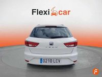 Usado Seat Leon ST Style 131 CV (96 kW) 2019 Blanco Familiar