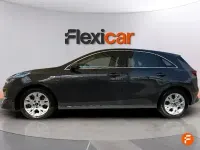 Usado Kia Ceed 136 CV (100 kW) 2023 Gris Utilitario