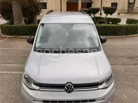 Usado VW Caddy Maxi Trendline 150 CV (110 kW) 2021 Gris / plata Monovolumen