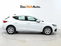 Usado Seat Leon Style 116 CV (85 kW) 2025 Blanco Berlina