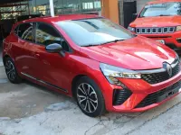 Usado Renault Clio V Techno 90 CV (66 kW) 2024 Rojo Utilitario