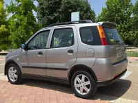Usado Suzuki Ignis 99 CV (72 kW) 2005 Gris / plata Utilitario