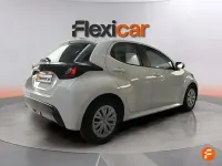 Usado Toyota Yaris Edition 125 CV (91 kW) 2023 Blanco Utilitario