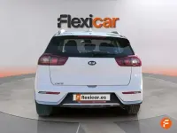 Usado Kia Niro 141 CV (103 kW) 2019 Blanco SUV