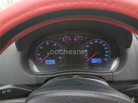 Usado VW Polo Trendline 75 CV (55 kW) 2003 Rojo Berlina