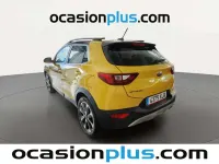 Usado Kia Stonic 120 CV (88 kW) 2018 Amarillo SUV