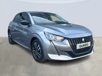 Usado Peugeot 208 Allure 101 CV (74 kW) 2023 Gris Utilitario