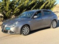 Usado Alfa Romeo Giulietta Distinctive 105 CV (77 kW) 2015 Beige Utilitario