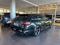 Usado Audi RS4 450 CV (330 kW) 2022 Negro Familiar
