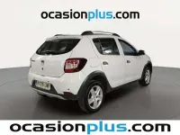 Usado Dacia Sandero Stepway 90 CV (66 kW) 2016 Blanco Utilitario