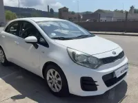 Usado Kia Rio 84 CV (61 kW) 2015 Blanco