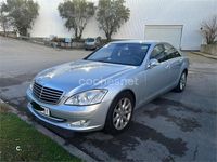 Usado Mercedes S500 388 CV (285 kW) 2007 Gris / plata Berlina