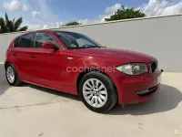 Usado BMW 118 122 CV (89 kW) 2008 Rojo Utilitario