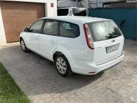Usado Ford Focus Trend 90 CV (66 kW) 2010 Blanco Familiar