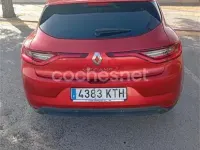 Usado Renault Mégane LIMITED 115 CV (84 kW) 2019 Rojo Berlina