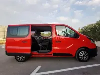 Usado Renault Trafic LIMITED 120 CV (88 kW) 2019 Rojo Monovolumen