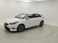 Usado Kia Ceed 100 CV (73 kW) 2025 Blanco Utilitario