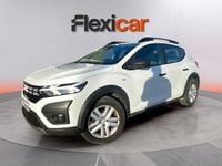 Usado Dacia Sandero Expression 101 CV (74 kW) 2023 Blanco Berlina