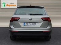 Usado VW Tiguan Edition 131 CV (96 kW) 2019 Gris SUV