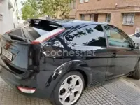 Usado Ford Focus Trend 115 CV (84 kW) 2008 Negro Berlina