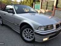 Usado BMW 318 Cabriolet Exclusive 115 CV (84 kW) 2000 Plateado Descapotable