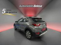 Usado Kia Stonic 84 CV (61 kW) 2023 Gris SUV